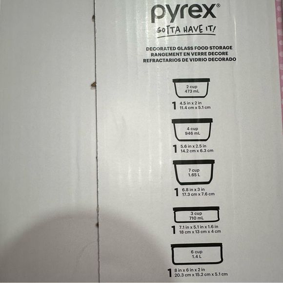 🖤 Pyrex | Hello Kitty Decorated Glass Food Storage - Picture 8 of 8